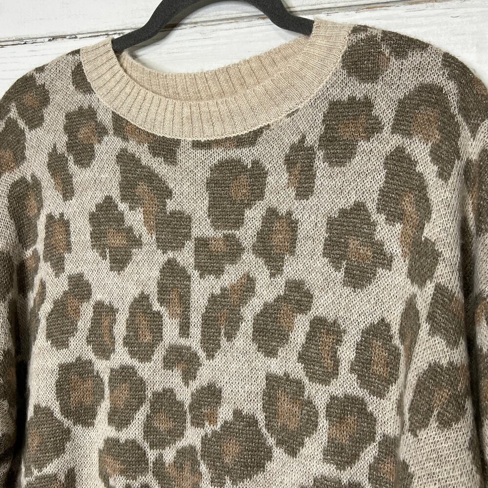 American Eagle Cropped Leopard Print Sweater Size… - image 7